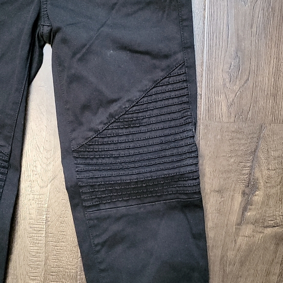 American Eagle Super Super Stretch X Hi-Rise Jegging Biker Jean - Picture 5 of 9